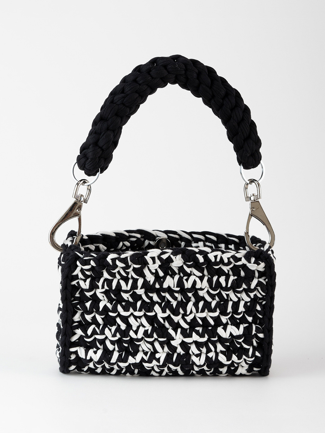 Terra Living Structured Solid Handheld Bag