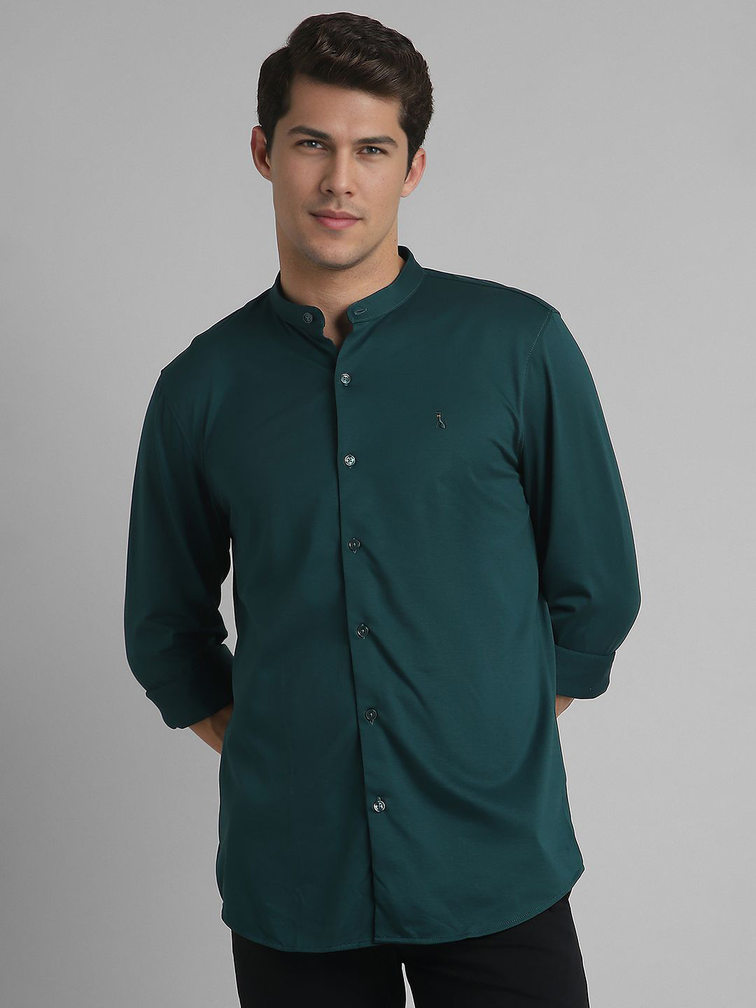 SIMON CARTER LONDON Men Band Collar Solid Cotton Slim Fit Casual Shirt