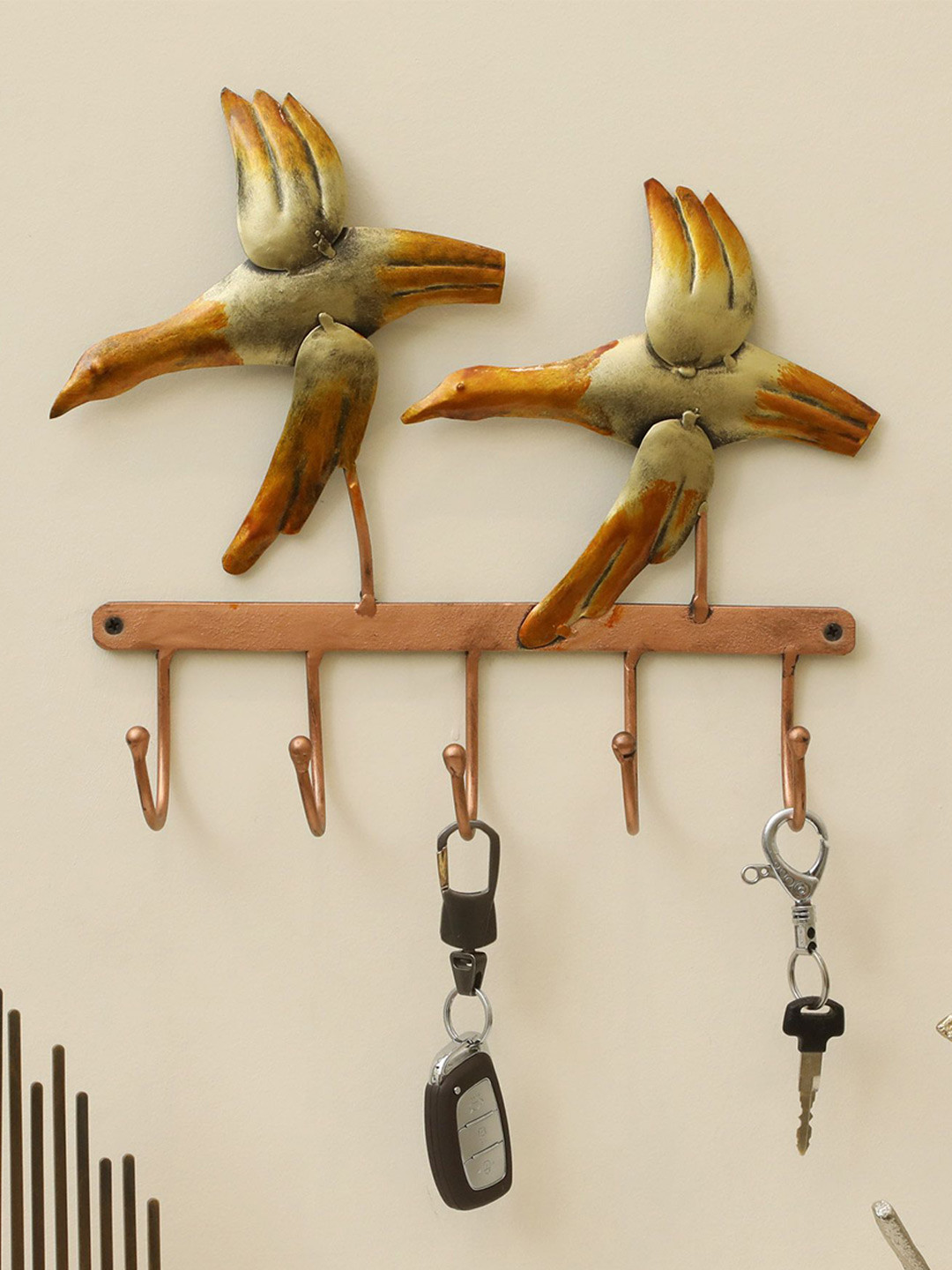 vedas Gold Toned & Beige Two Birds Decorative Metal Wall Hooks For Keys