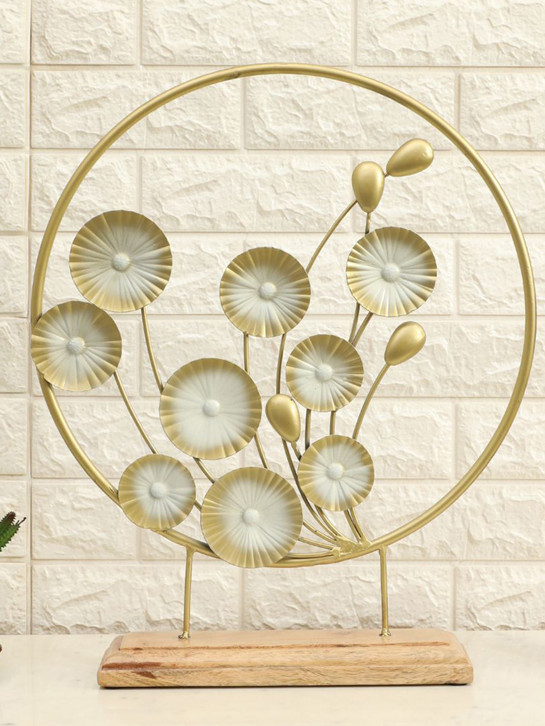 vedas F-Siya Gold Metal Metallic Living Room Large Showpiece - 20.1 Inches