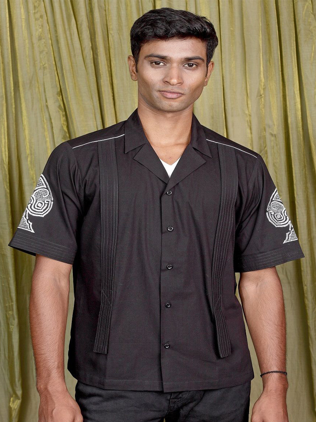 Felix Bendish Men Classic Cuban Collar Solid Cotton Relaxed Fit Casual Shirt