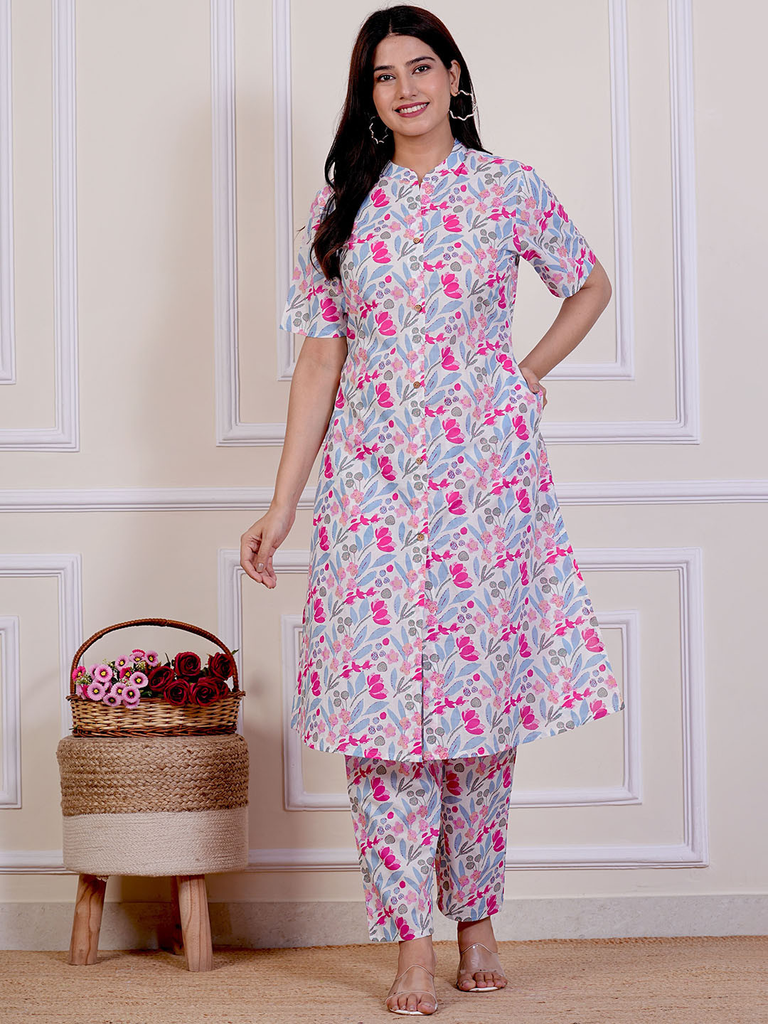 Moktika Floral Printed Mandarin Collar A-Line Kurta With Trouser