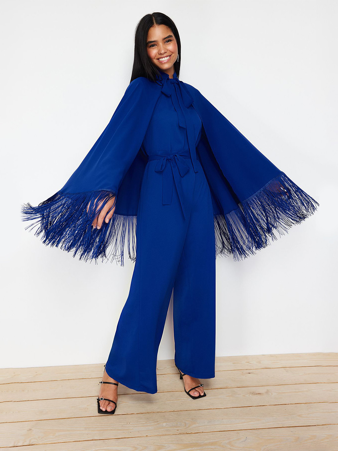 Trendyol Bell Sleeve Maxi Dress