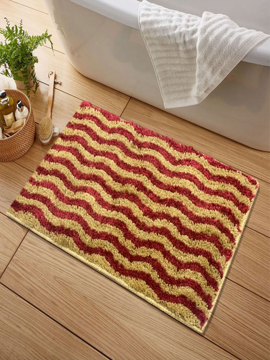 LUXEHOME INTERNATIONAL Maroon & Yellow Colourblock Anti- Skid Bath Rug