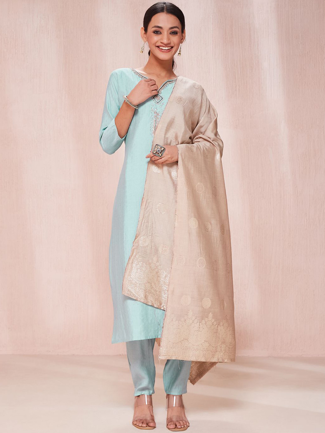 DARIAN Women Ethnic Motifs Embroidered Regular Sequinned Kurta with Trousers & With Dupatta