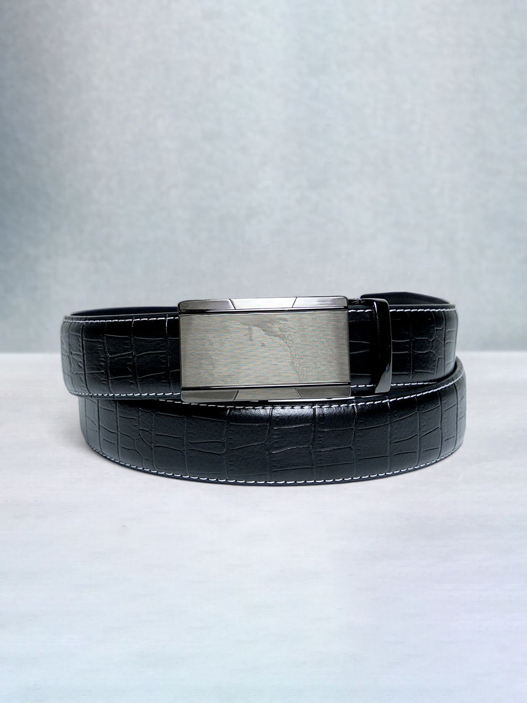 CHOKORE Men Textured Slider Buckle Closure Leather Casual Belt