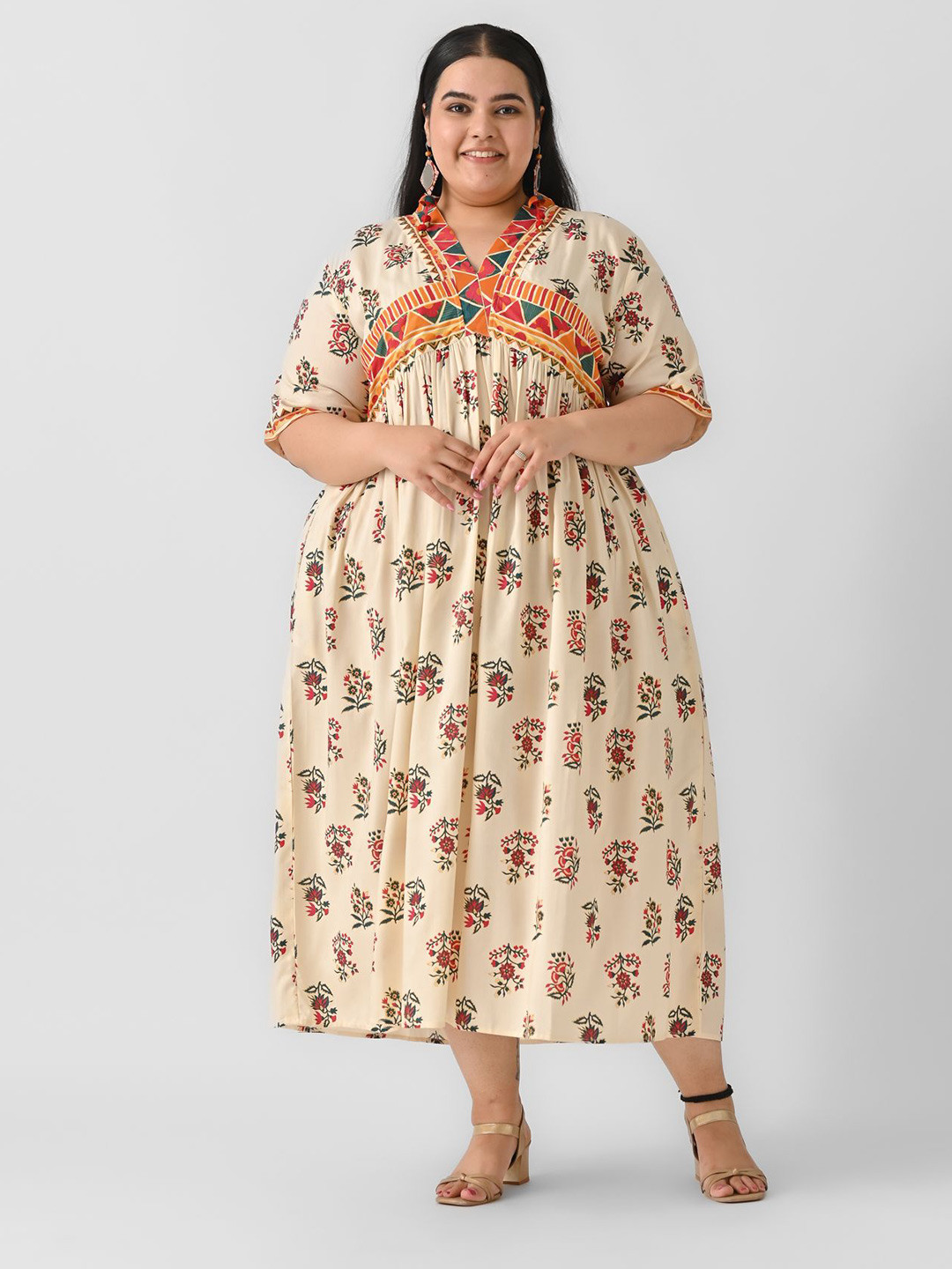 Shape of me by Rustorange Floral Print Plus Size Maxi Dress