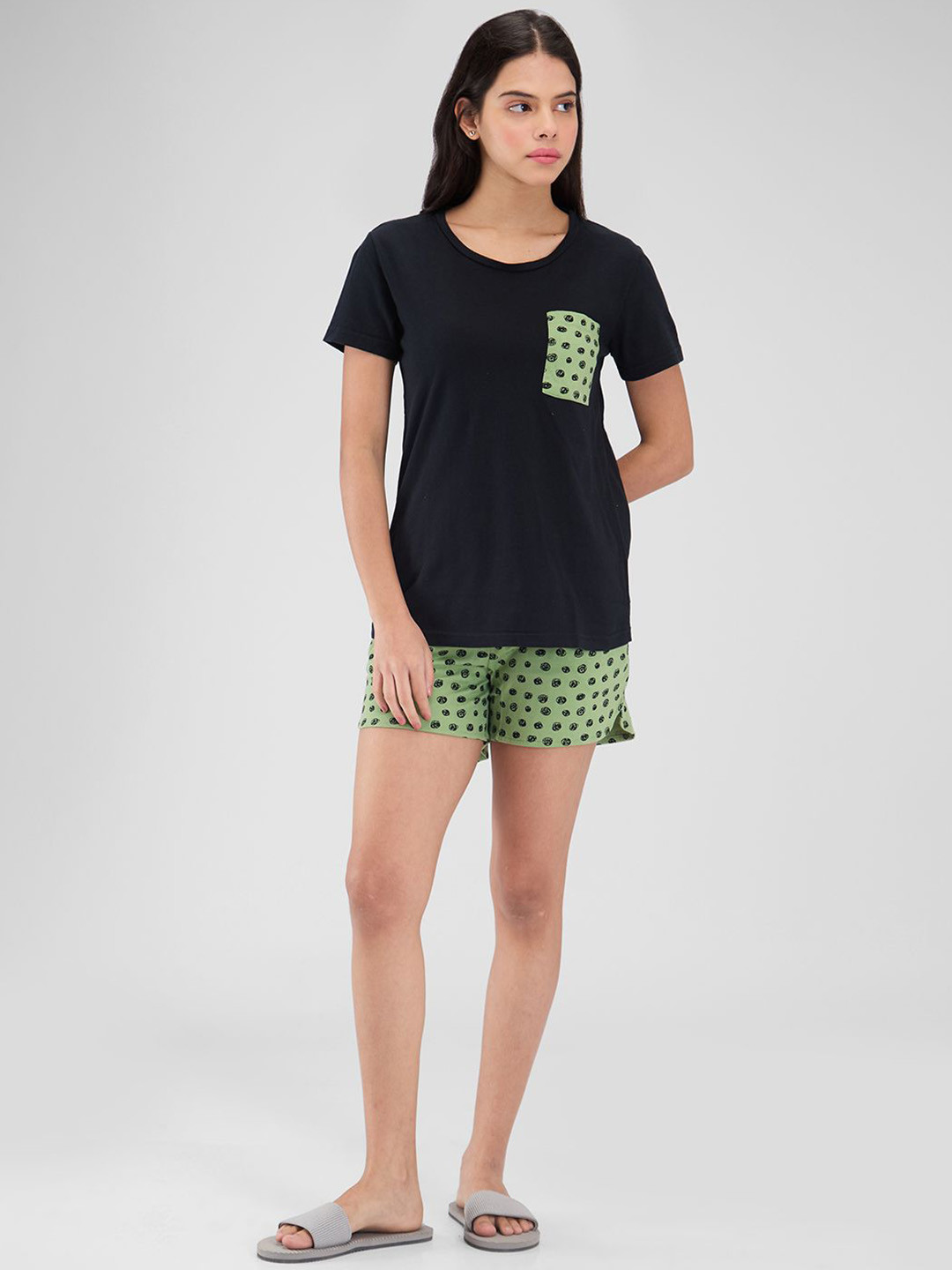 Mystere Paris Women Night suit