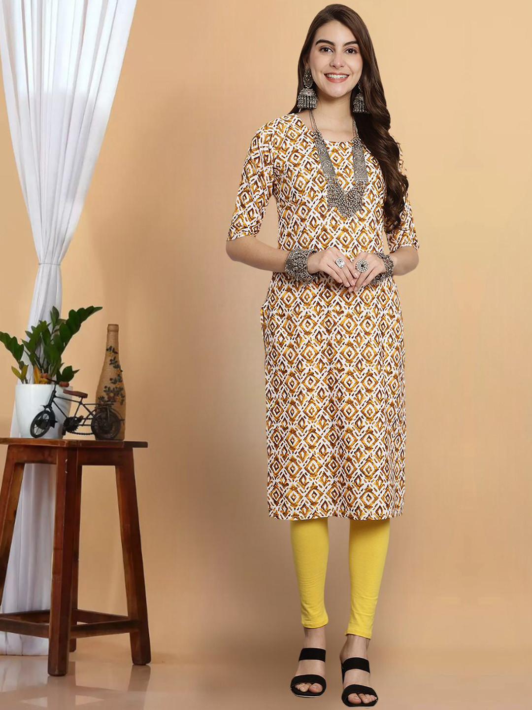 7Threads Geometric Printed Rpond Neck Straight Kurta
