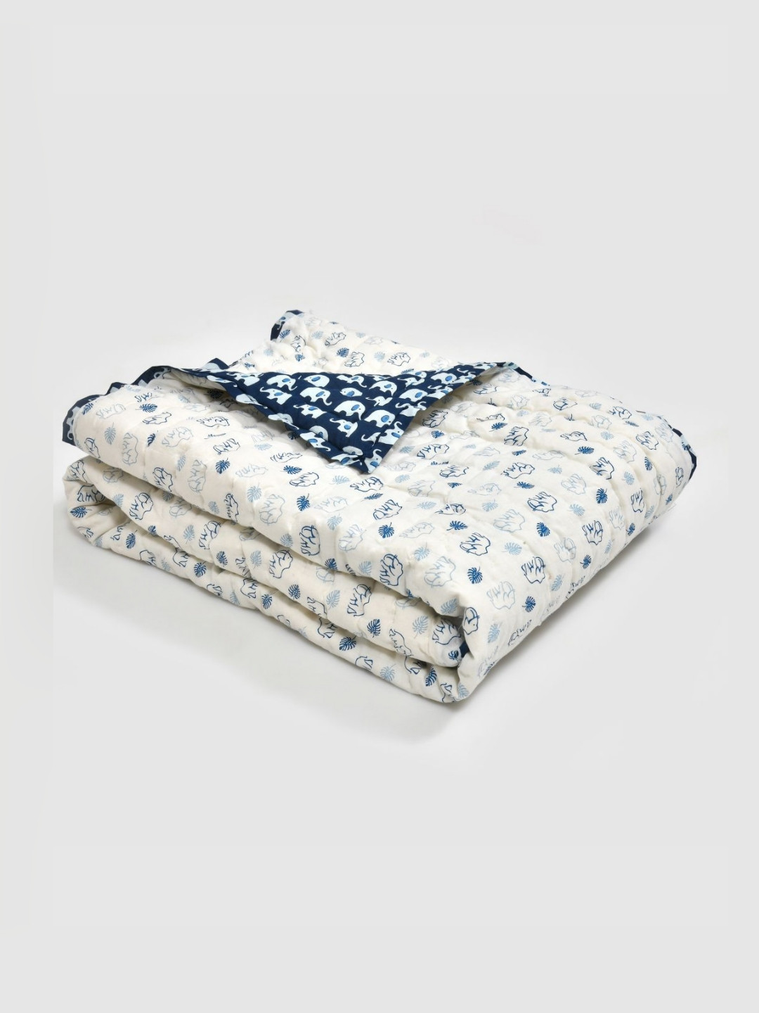BLOCKS OF INDIA Blue & White Mild Winter 350 GSM Double Bed Quilt