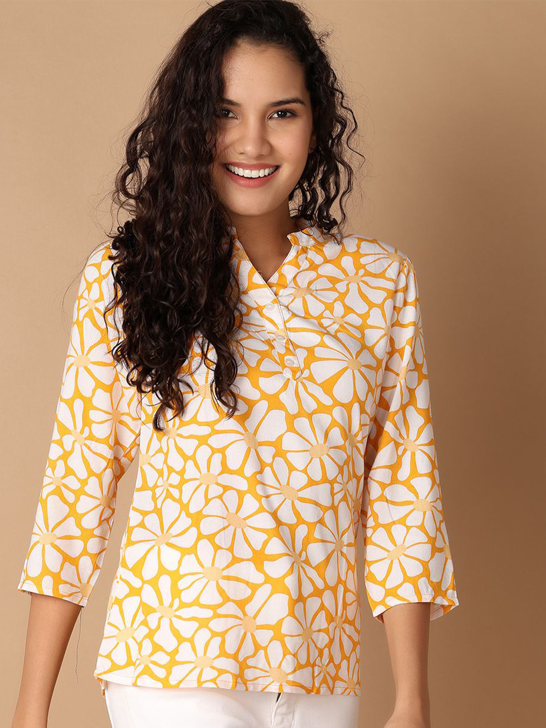 UNLIMITED Women Geometric Printed Mandarin Collar Top