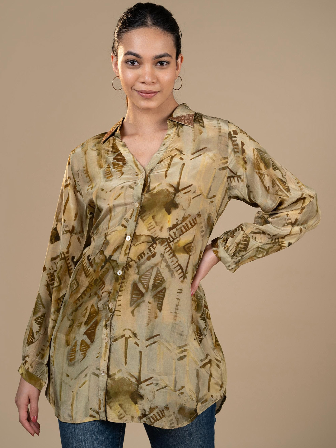 Tanu Fashions Printed Shirt Collar Kurti