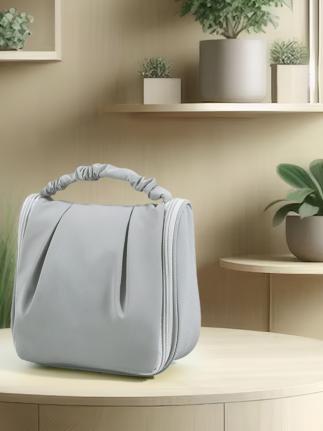 Aura Grey Set of 1 Water Resistant Makeup Organiser Organisers