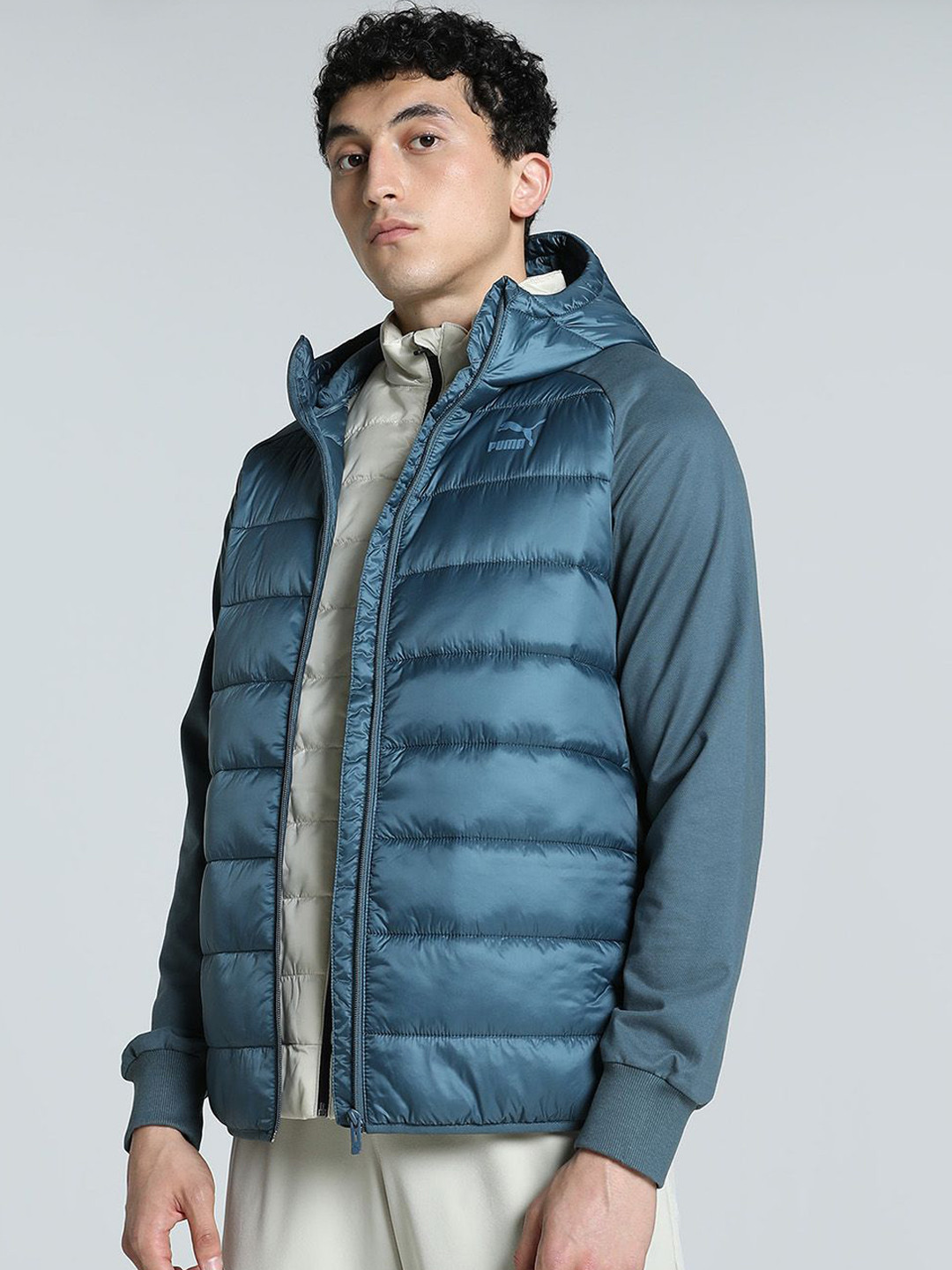 Puma CLASSICS Men Slim Fit Hybrid Jacket