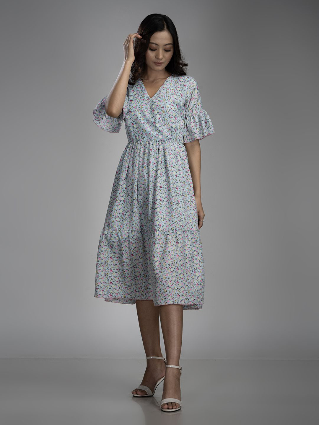 KRISS-CROX Floral Printed Flared Sleeve Georgette Fit & Flare Dress