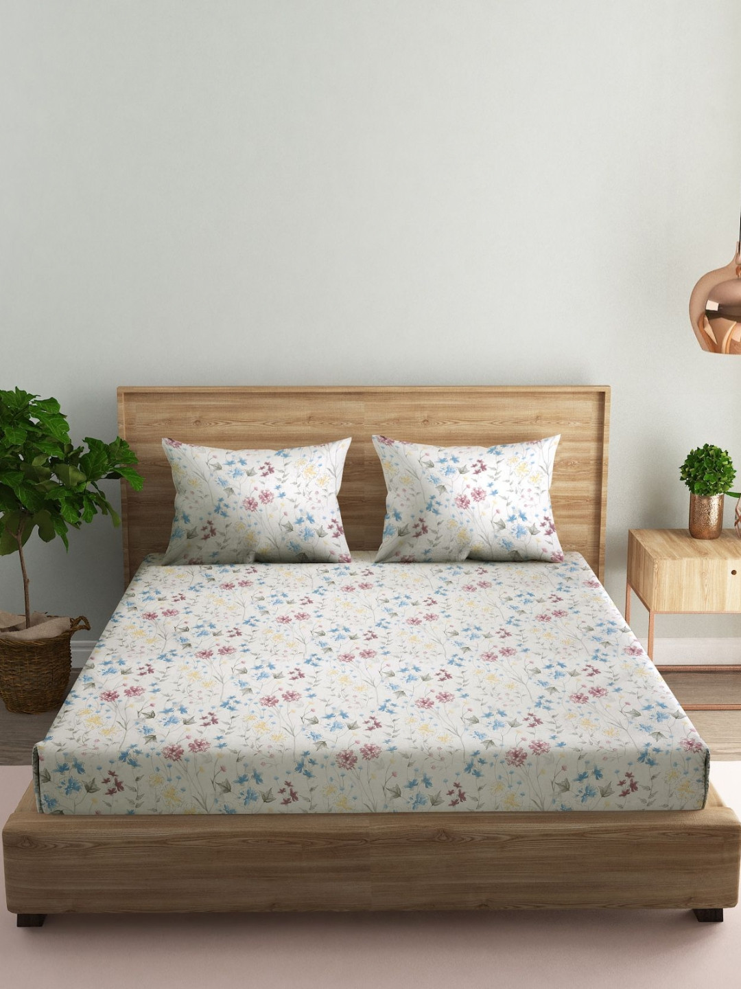 MARK HOME Blue Floral Cotton 144 TC King Bedsheet with 2 Pillow Covers-2.74 m x 2.74 m