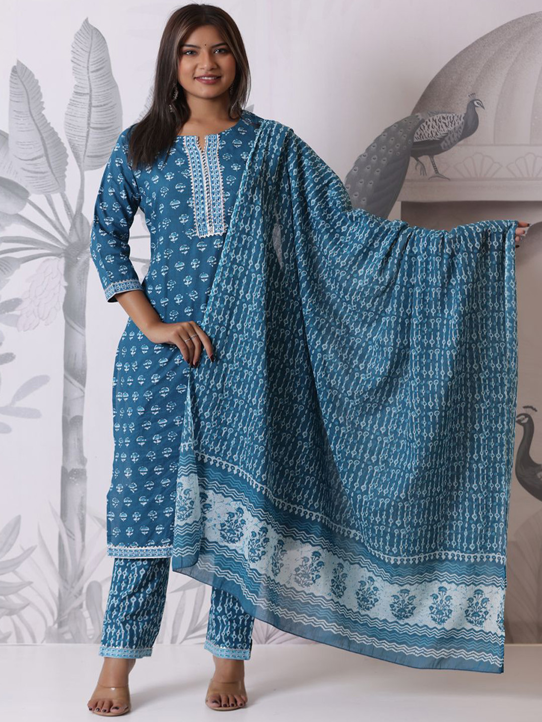 SIGNORIA Indie-Floral Printed Straight Kurta with Trousers & With Dupatta