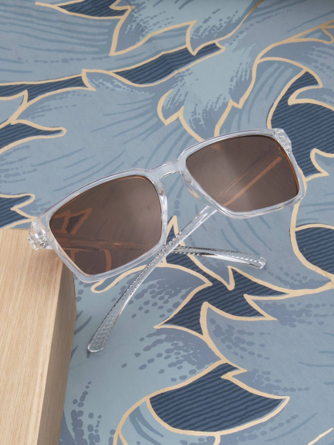 Ted Smith Crystal-Brown Sports Aesthetic Mens Sunglasses with Polarised and UV Protected Lens