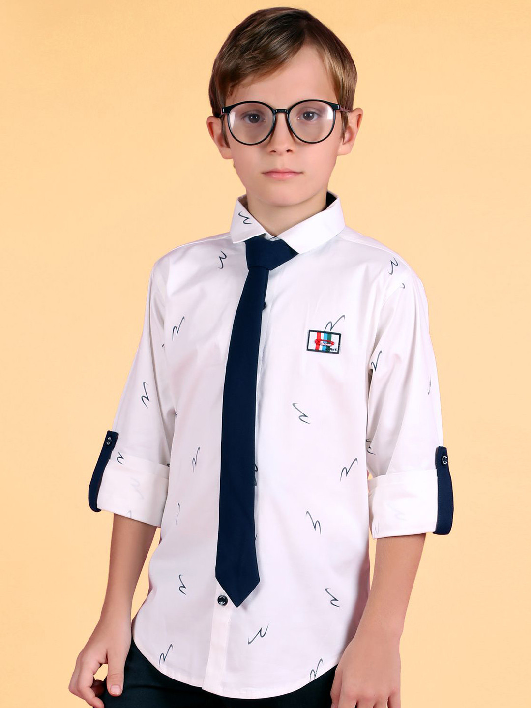 MashUp Boys Classic Conversational Printed Opaque Cotton Casual Shirt Comes With Tie