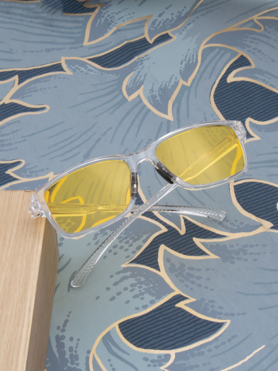 Ted Smith Yellow Night Vision Sports Aesthetic Mens Sunglasses with Polarised and UV Protected Lens