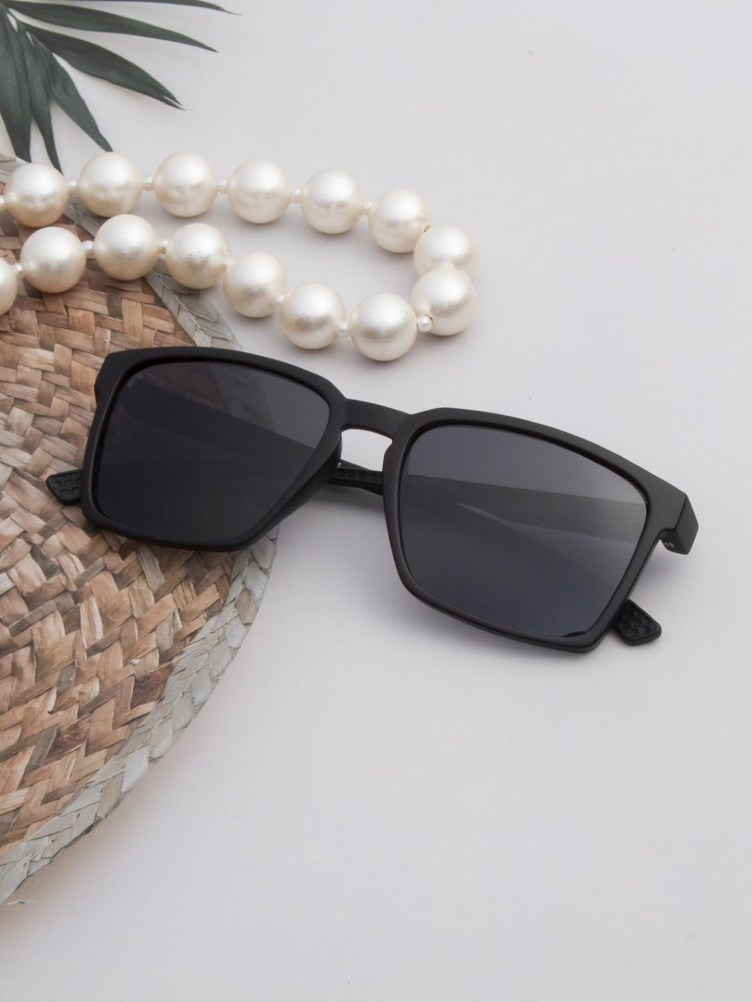 Ted Smith  Black Sports Aesthetic Mens Sunglasses with Polarised and UV Protected Lens