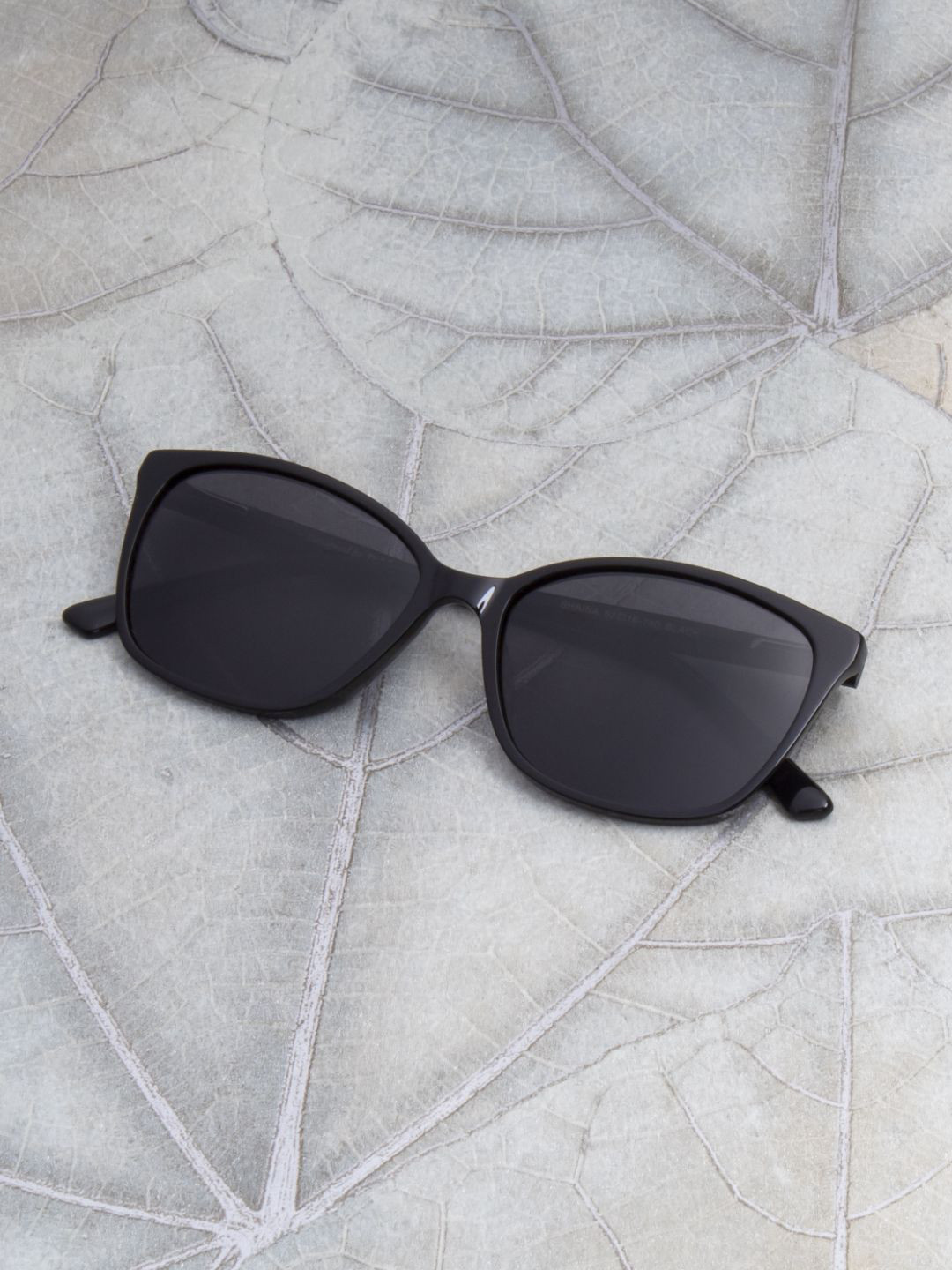 Ted Smith Women Aesthetic Black Cateye Sunglasses with Polarised and UV Protected Lens