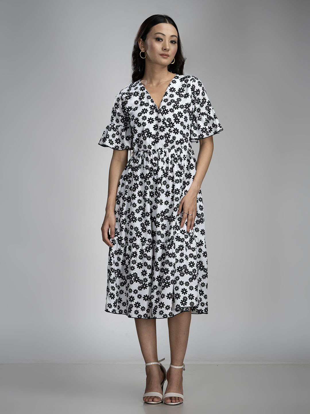 KRISS-CROX Women V-Neck Floral Printed Bell Sleeves Wrap Dress