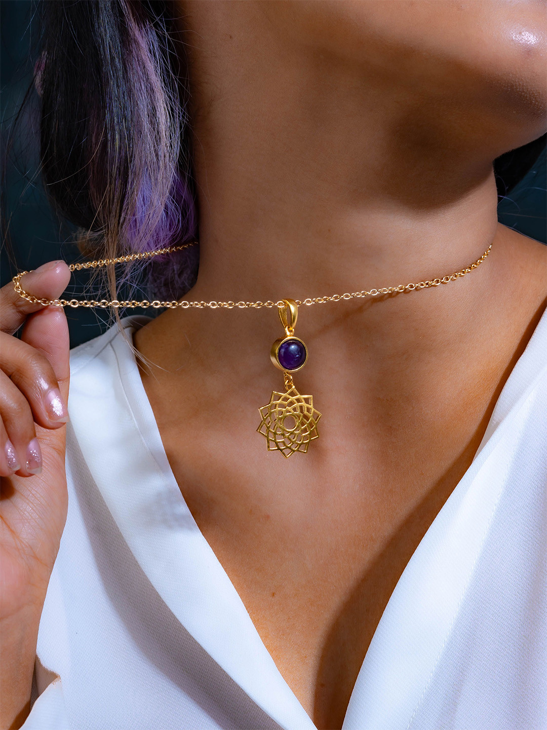 TOTAPARI Gold-Plated Amethyst Studded Chakra-Shaped Pendant With Chain