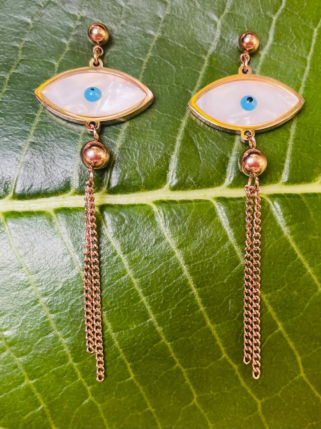 MONI LIFESTYLE Gold Plated Artificial Stone Studded Contemporary Drop Earrings