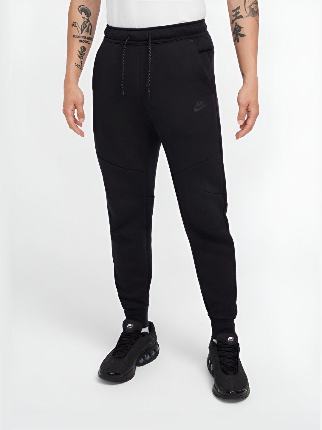 Nike Tech Men Regular Fit Mid-Rise Joggers