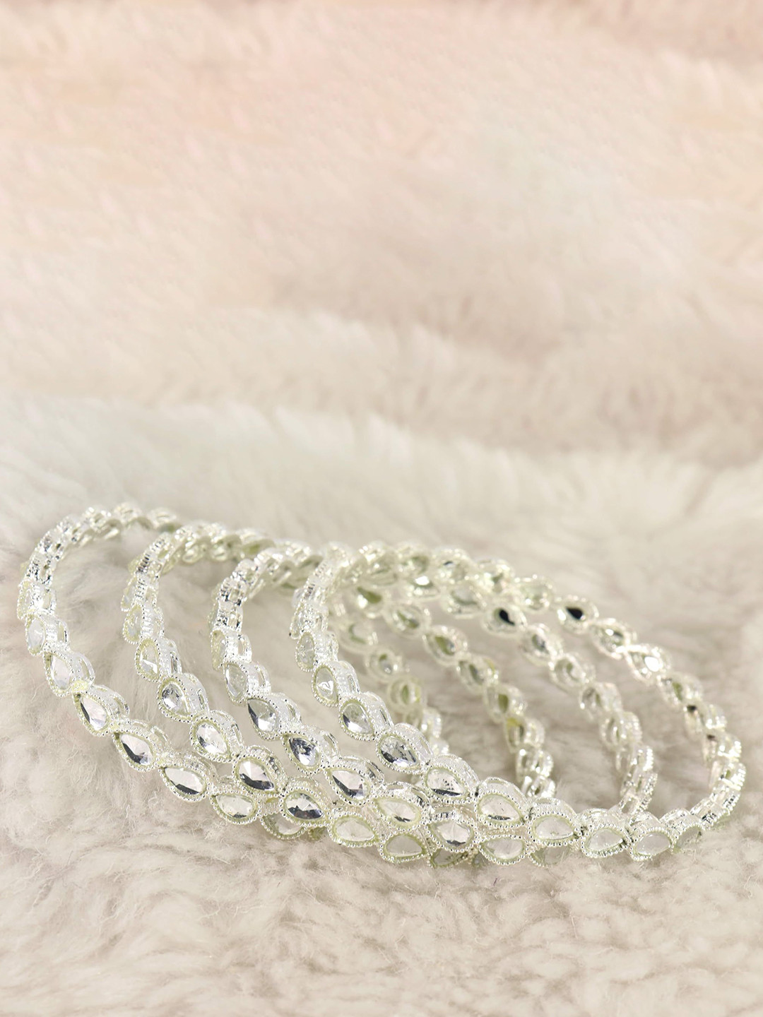 Set of 4 Traditional Kundan Work Metal Bangles