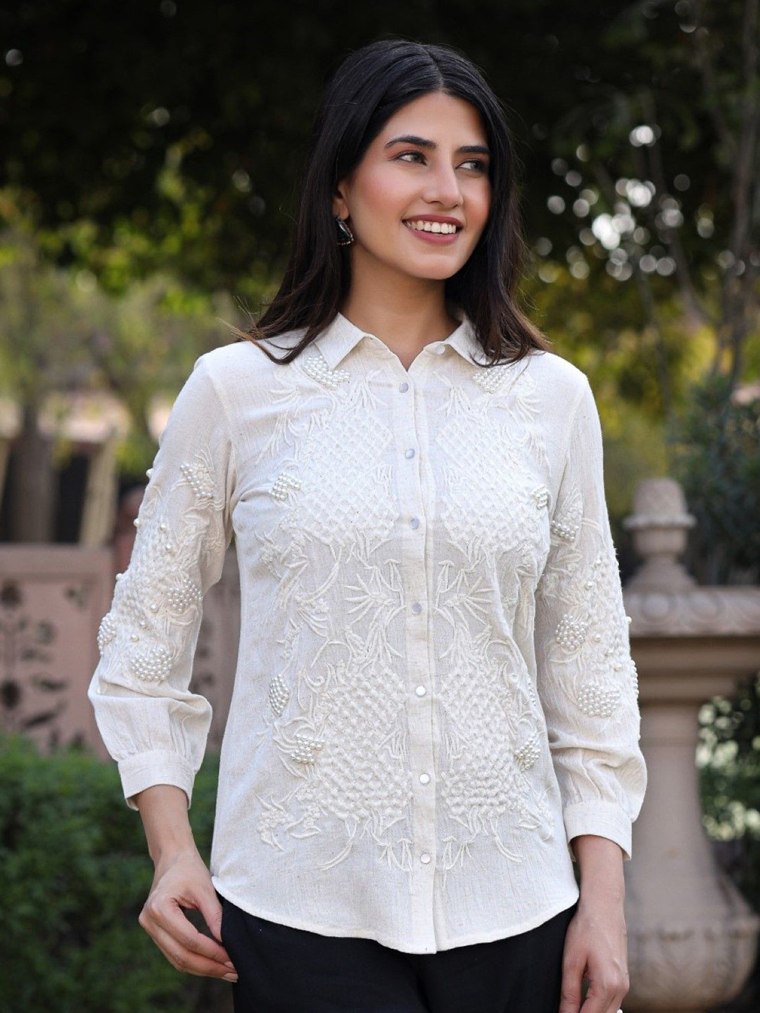 Juniper Women Classic Spread Collar Textured Casual Shirt