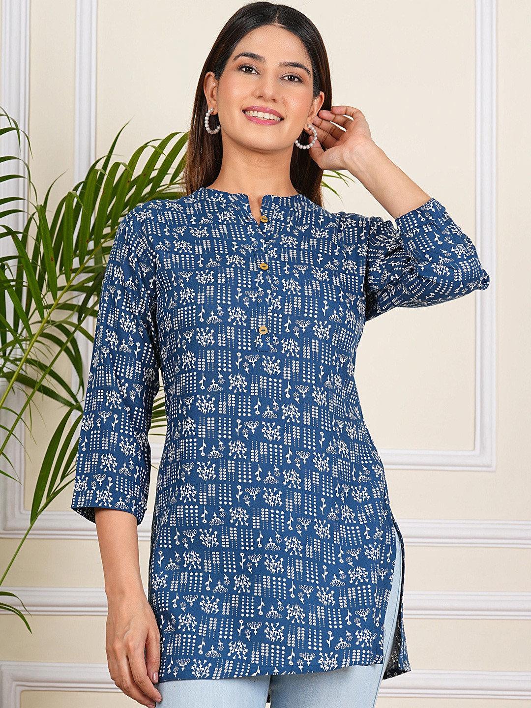 Aarti Fashion Women Floral Printed Boat Neck Kurti