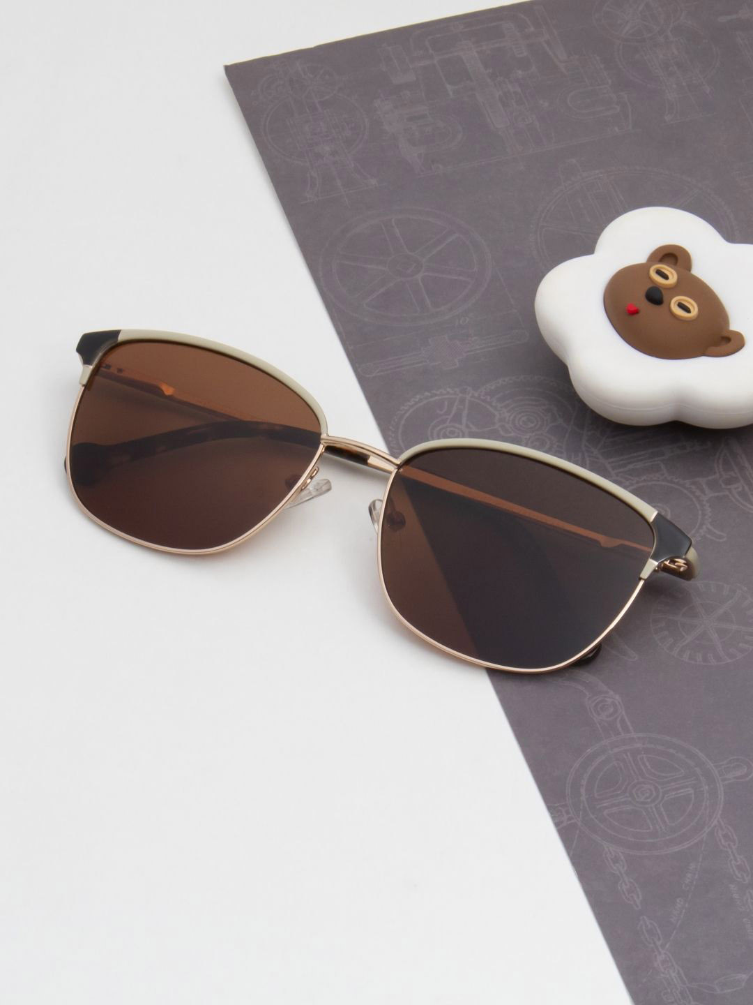 Ted Smith Women Metal Beige Cateye Sunglasses with Polarised Lens