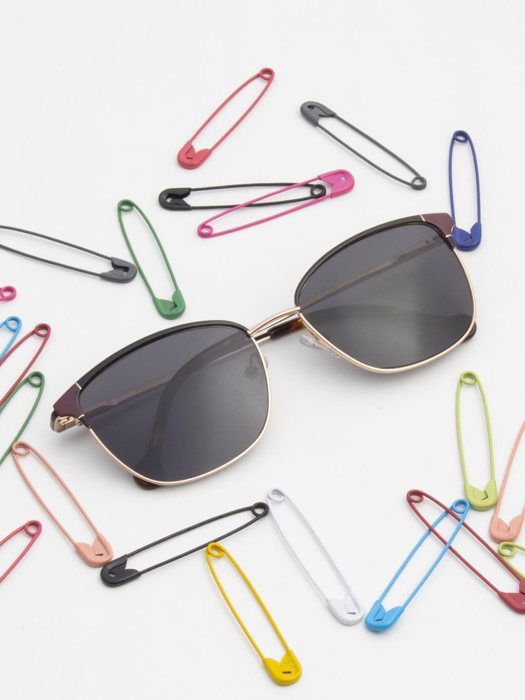 Ted Smith Metal Gold-Black Cateye Sunglasses Women with Polarised Lens