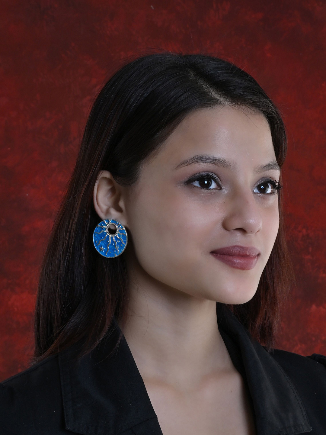 TOTAPARI Silver-Plated Circular Moon Glow Drop Earrings