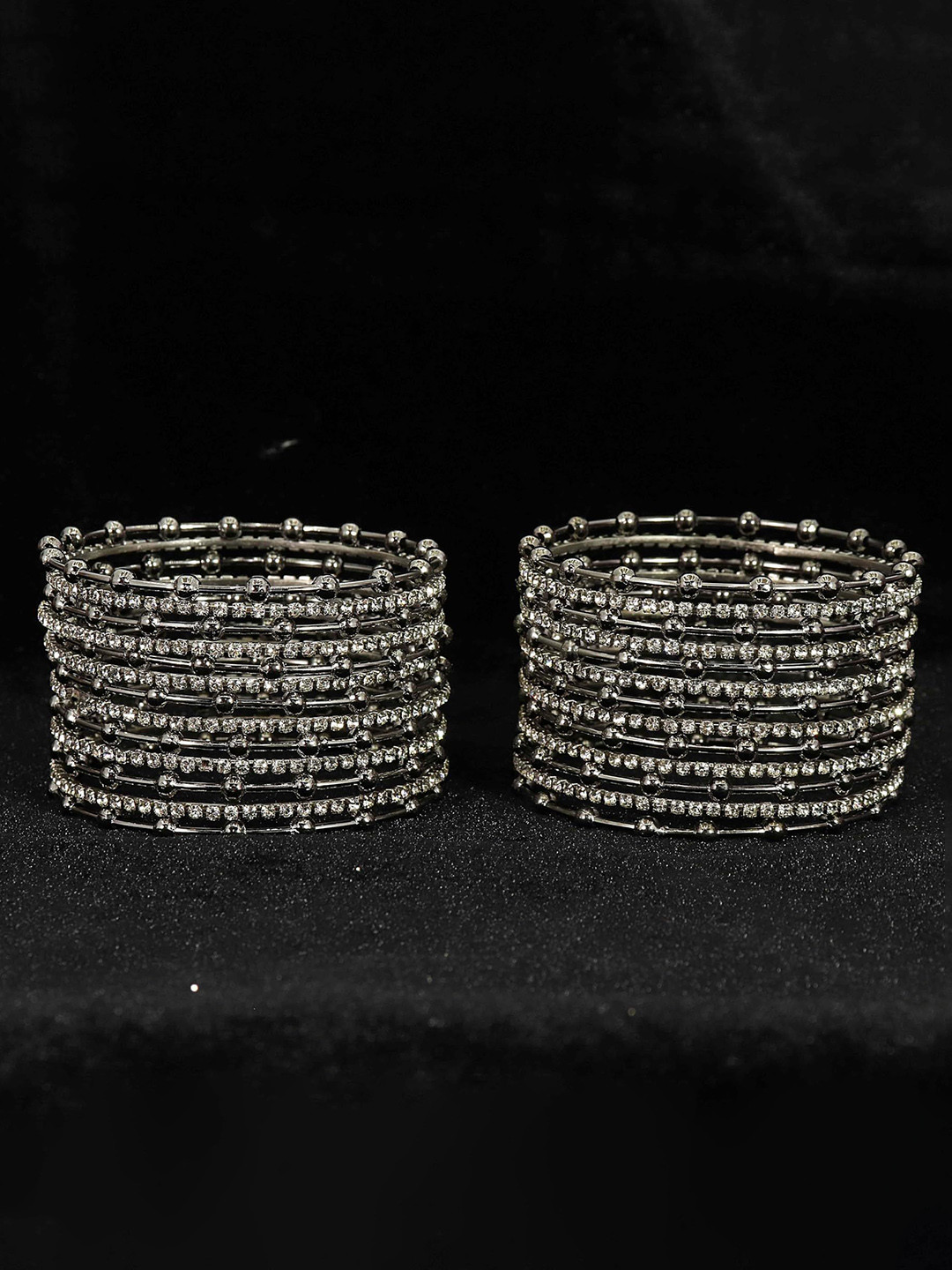 ZULKA Set of 26 Alloy Base Artificial Stone Bangles