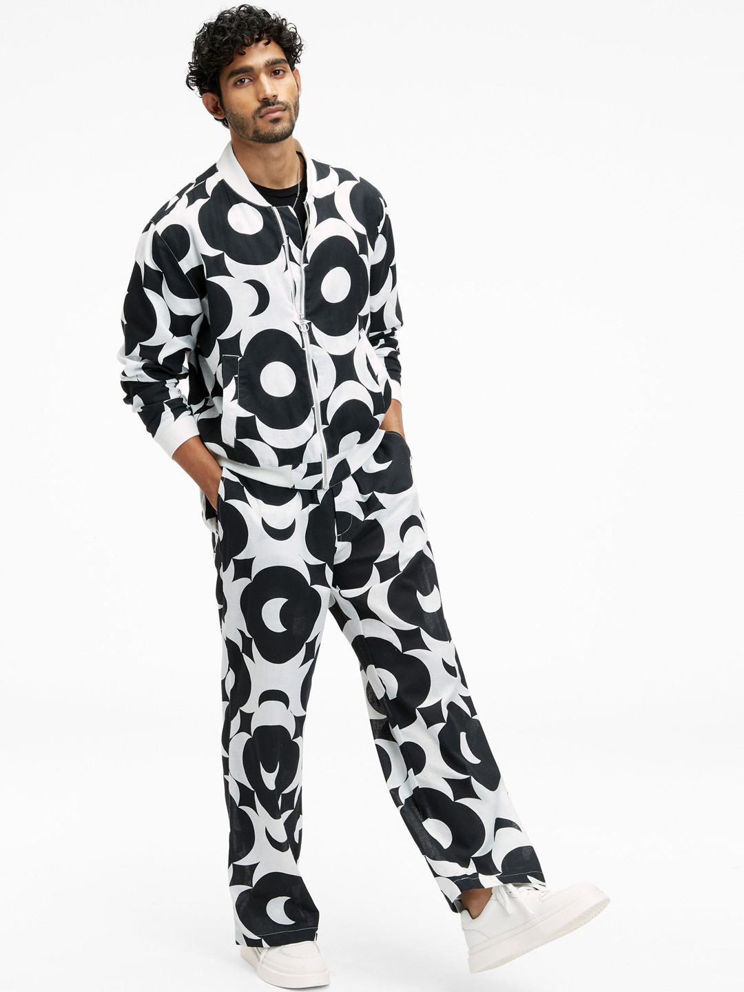 Terra Luna Men Geometric Cotton Bomber Jacket