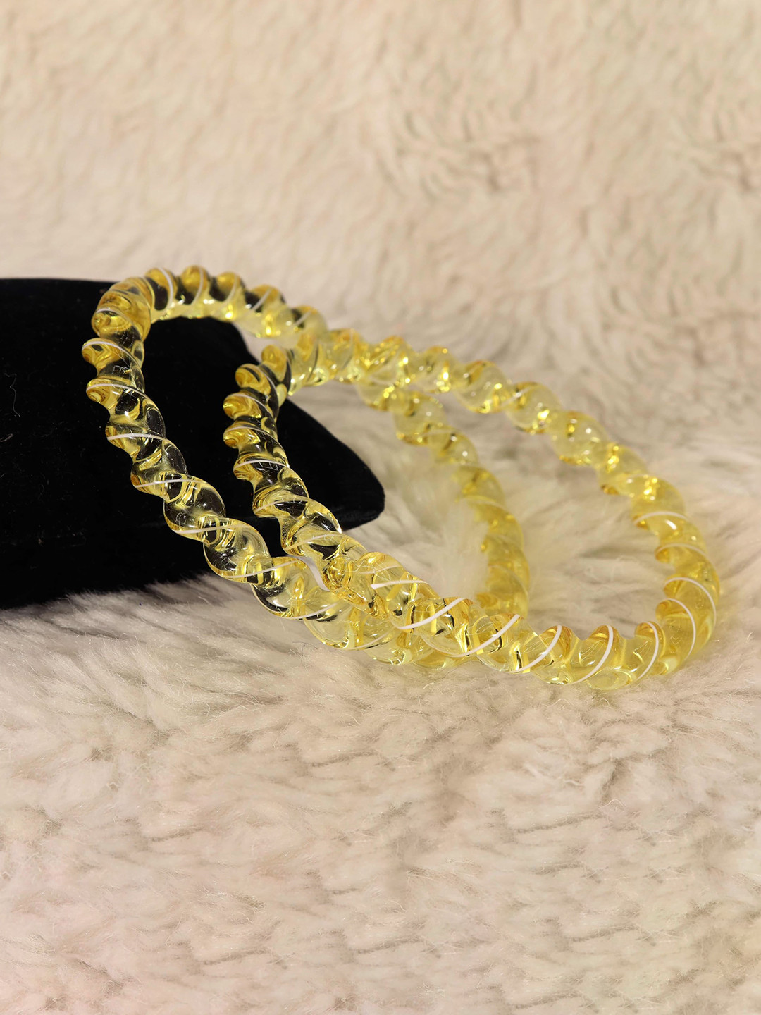 ZULKA Set of 2 Gold-Plated Crystal Twisted Design Spiral Glass Kada Bangles