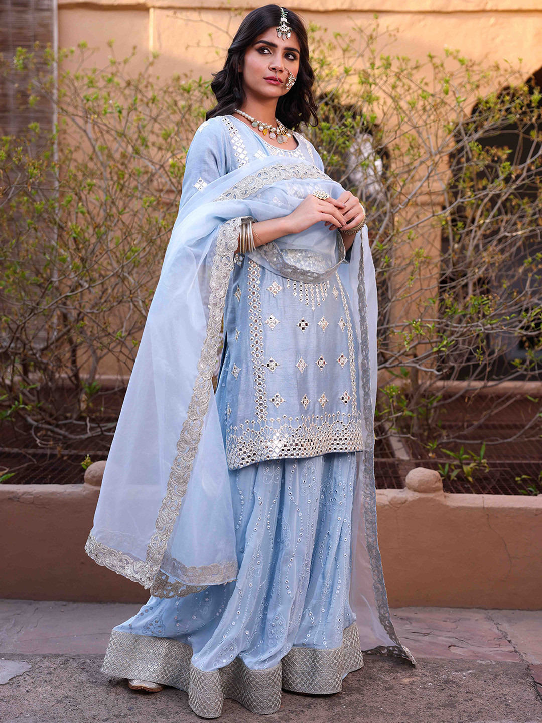 The Front Row Women Floral Embroidered Mirror Work Kurti, Skirt & With Dupatta