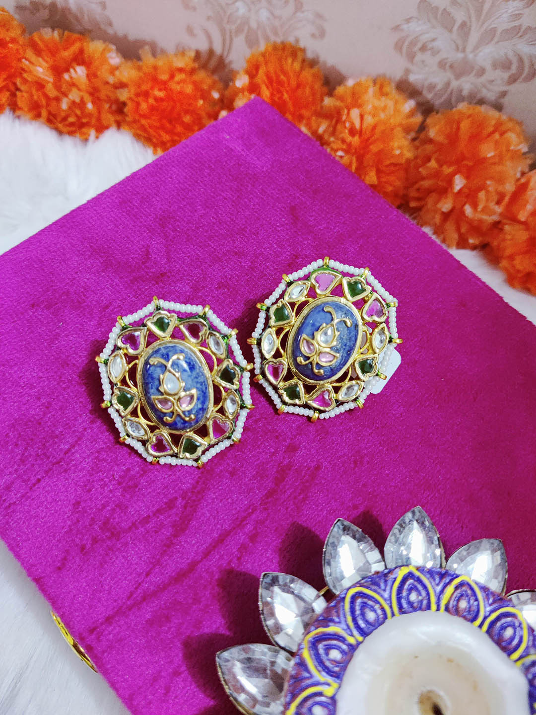 STYLE DECO Contemporary Studs Earrings