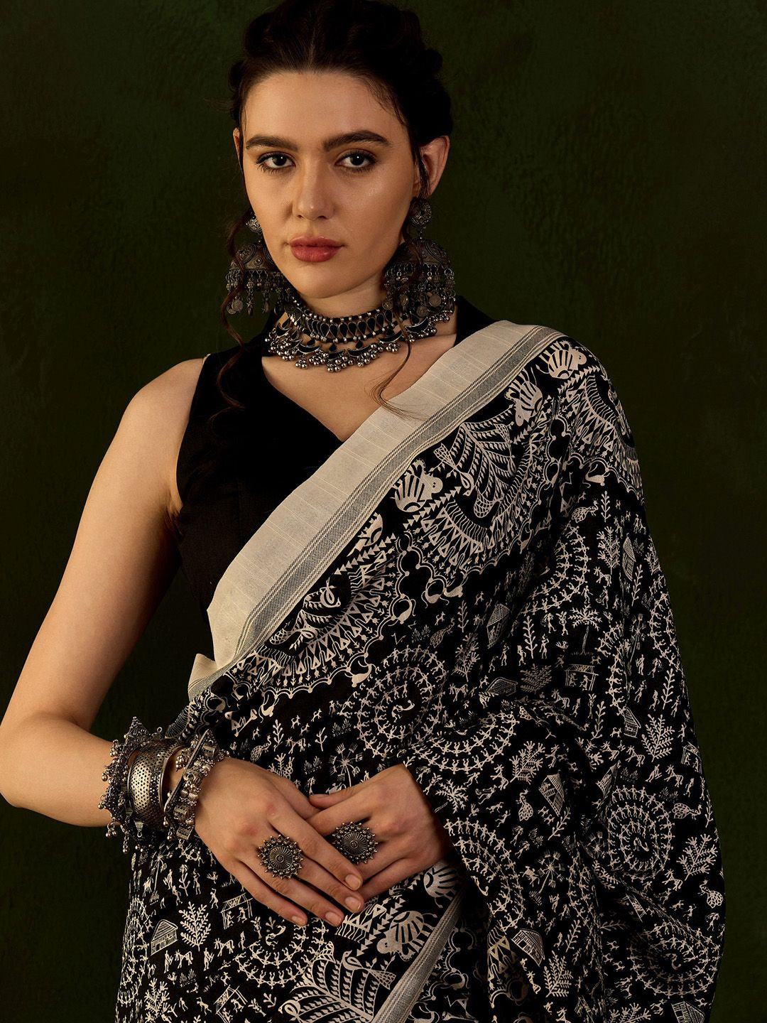 Sangria Dabu Printed Saree With Blouse