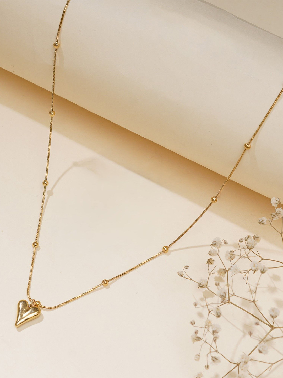 JEWILLEY Little Heart Gold Plated Anti Tarnish Heart Shaped Pendants With Chains