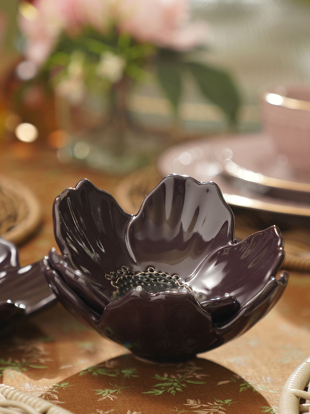 Pure Home and Living Purple Floral Shaped Ceramic Bowl