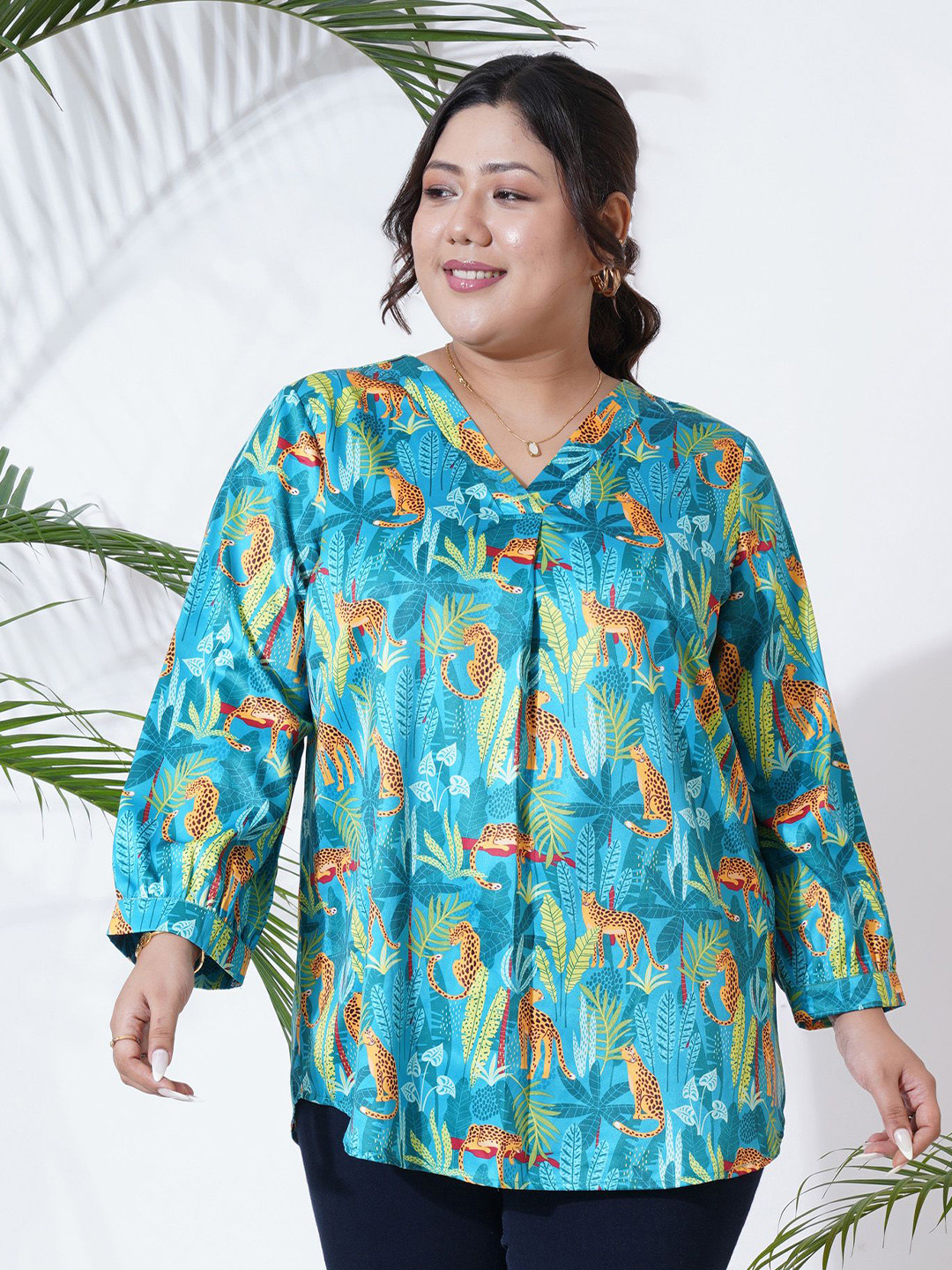 MOOBA Women Animal Printed Top