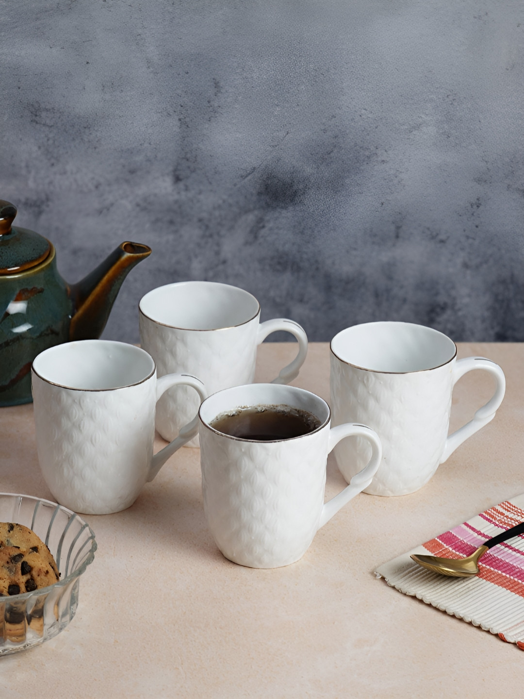 CDI Real Gold Line White Ceramic Handmade 4 Piece Mugs-200ml