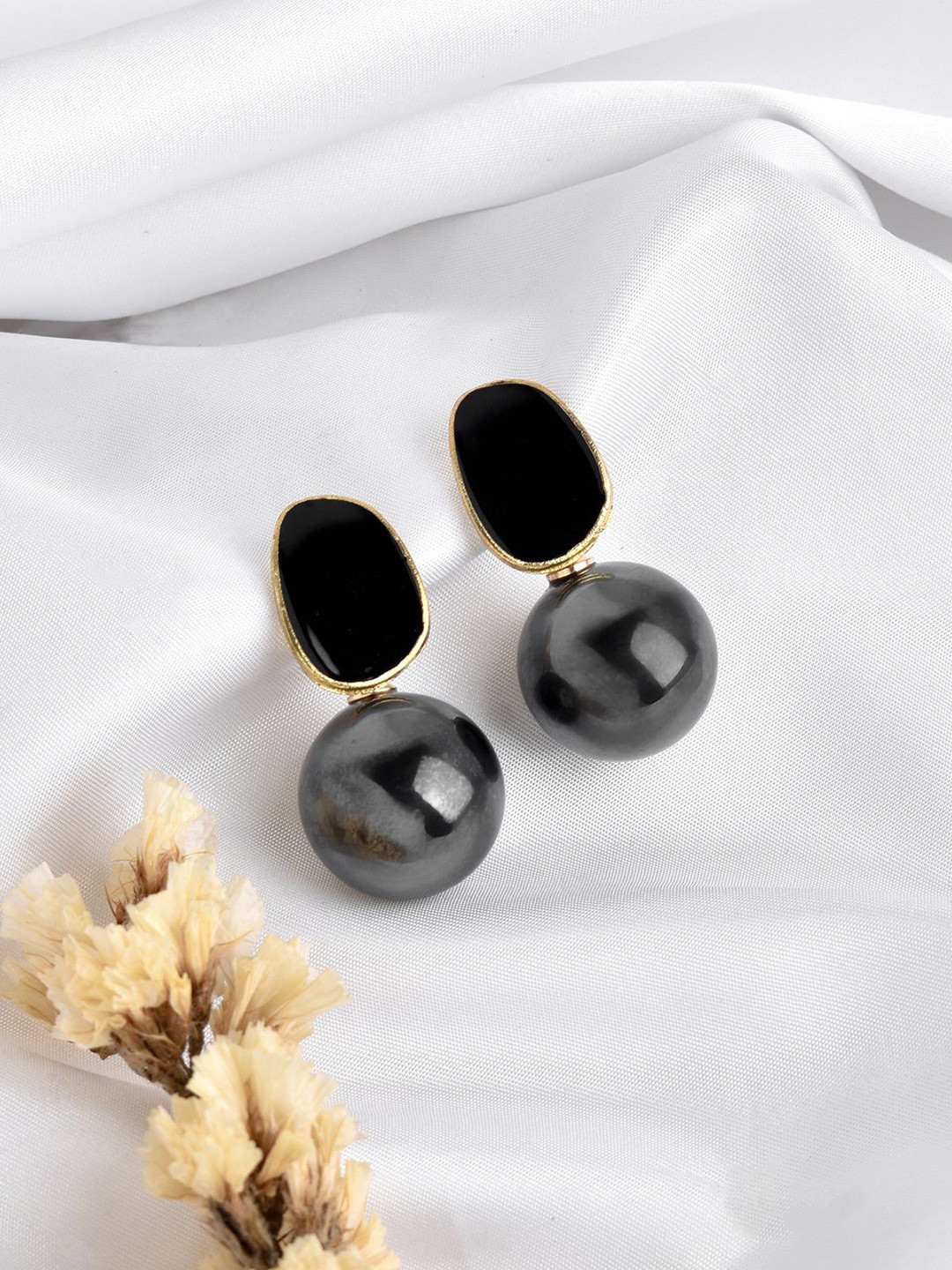 Palli Creation Women Circular Drop Earrings