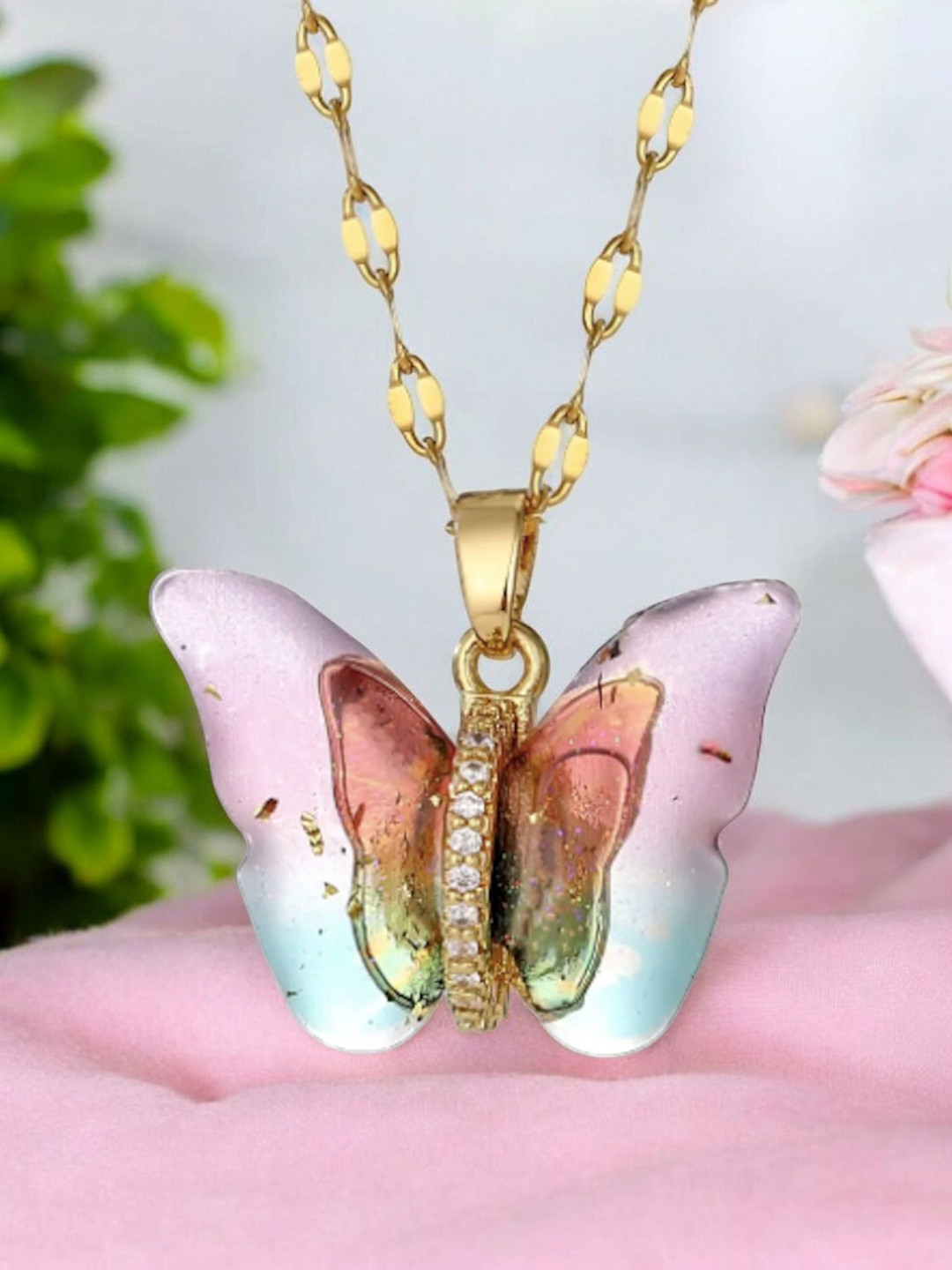 Nilu's Collection Silver Plated Cubic Zirconia Animal Shaped Pendant with Chain