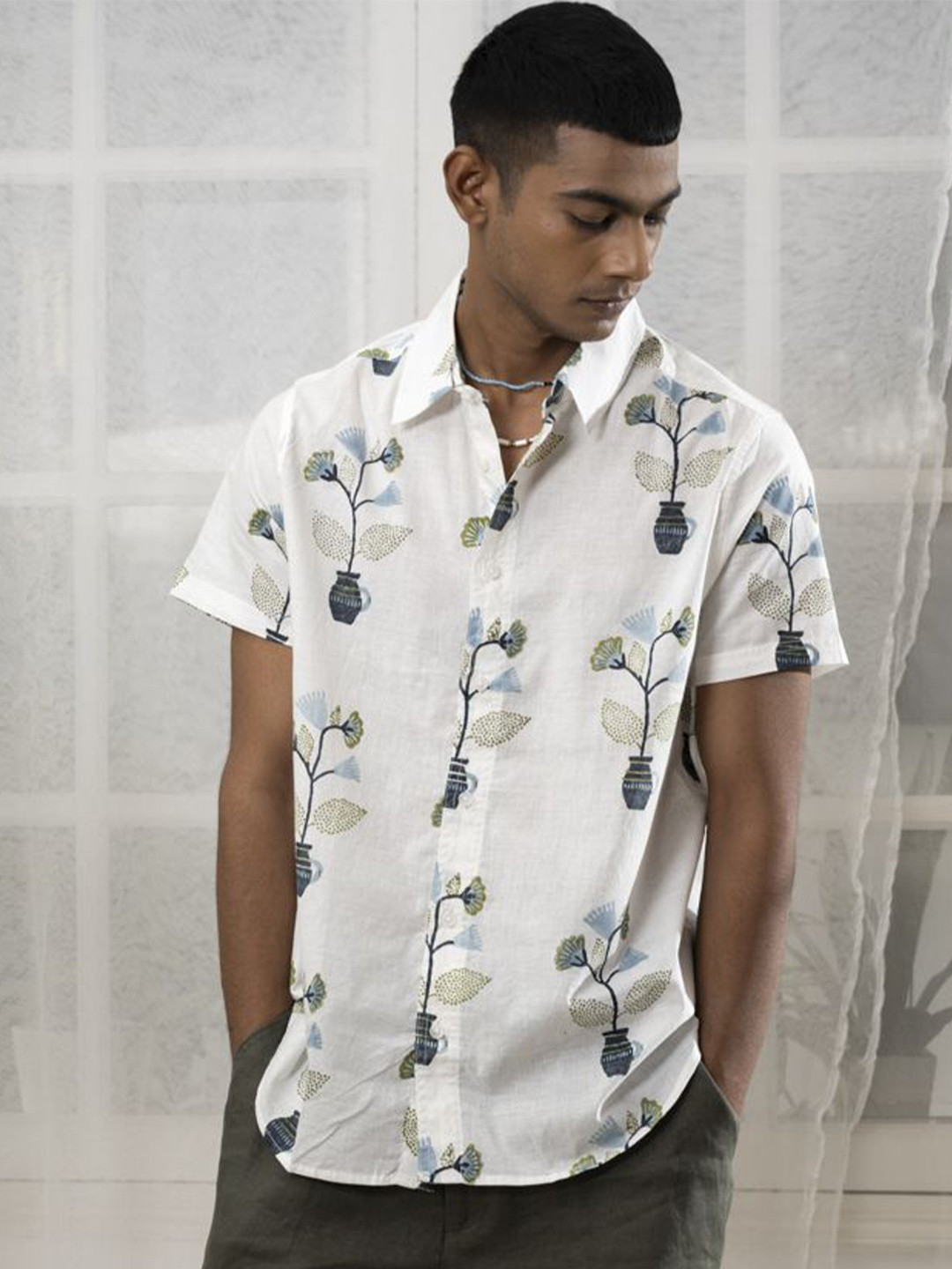 WildMoss Men Comfort Spread Collar Floral Printed Cotton Casual Shirt