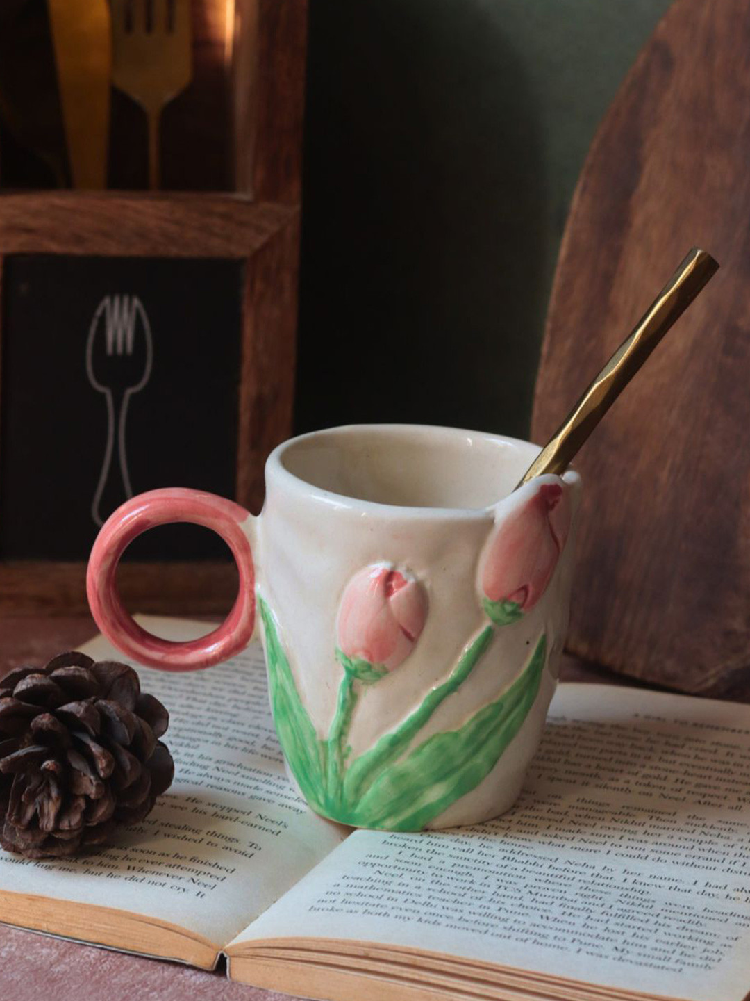 WEAVING HOMES Cuddle White Floral Ceramic Handmade Mug-250ml